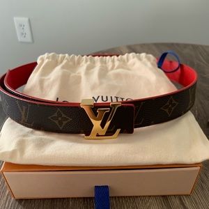 Reversible Louis Vuitton Belt!